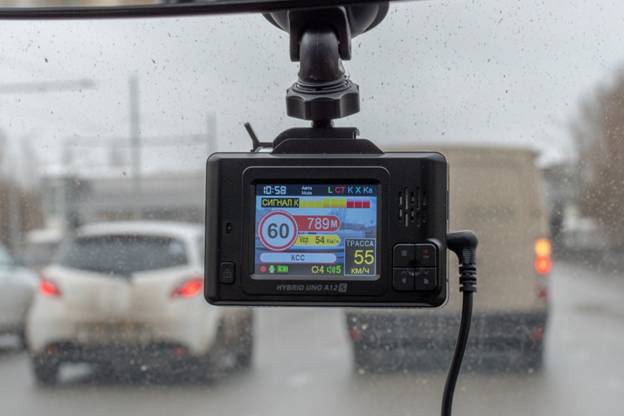 описание Silver Stone F1 Hybrid UNO A12 Z